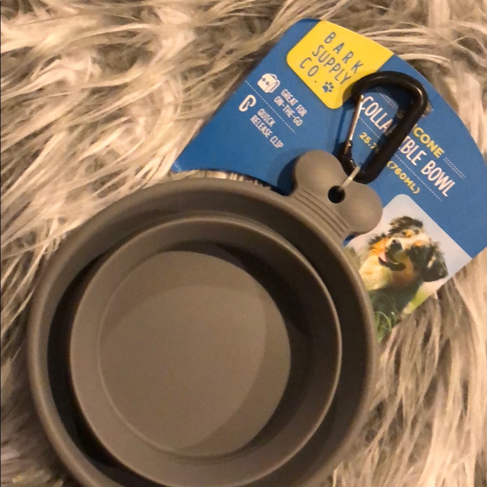 Silicone collapsible bowl dog cat chicken goat